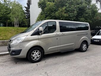 Ford Tourneo Custom 2.2tdci 114kW 8-MÍST, L2, KŮŽE, tažné - 2