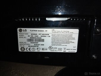 LG 22” LCD monitor W2252S-PF - 2