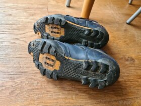 Tretry cyklo boty Shimano MT150 vel.37 - 2