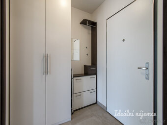 Pronájem bytu 1+kk, Kačírkova, Jinonice, 17990 Kč/měs, 31 m2 - 2