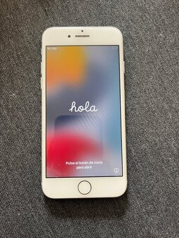 Apple iPhone 7 32GB - 2
