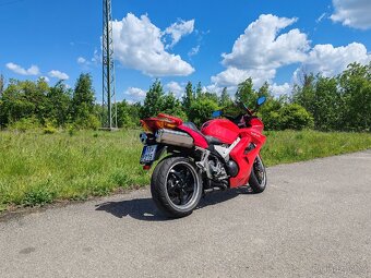 Honda vfr 800 v-tec - 2