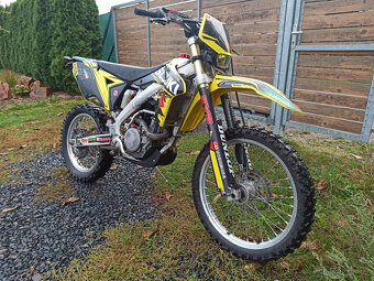 Suzuki RMZ 250 R.V.2015 - 2