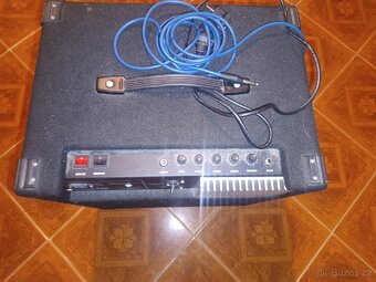 Hocke kombo Bass 300w - 2