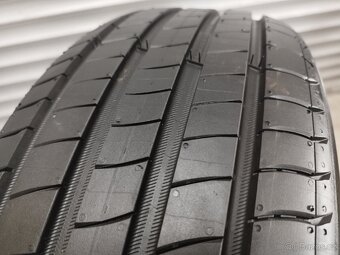 Letní MICHELIN PRIMACY 3 215/65 R 17 99V - 2