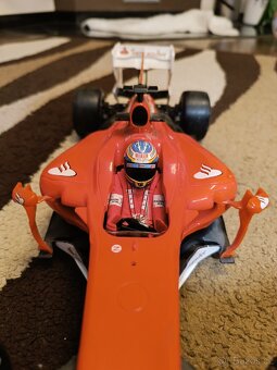 formule na dalkove ovládání Ferrari F1 - 2