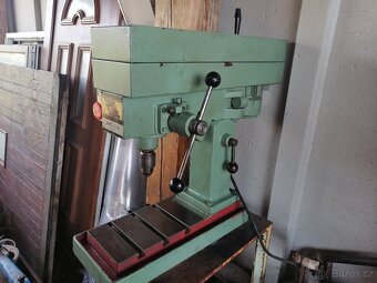 Stojanová vrtačka Jihokov Top stav - 2