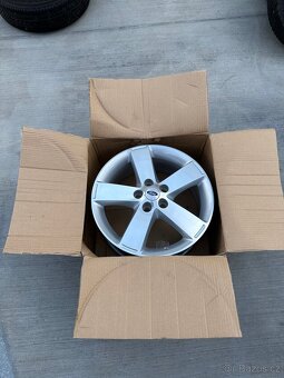 Prodám alu ráfek Ford R17ET45 5x112 - 2