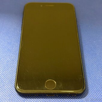 iPhone SE2020 64GB Space grey, pěkný stav - 2