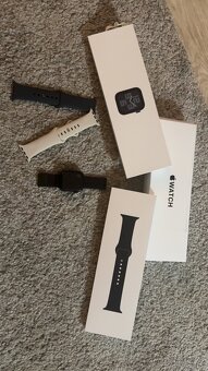 Apple Watch SE v záruce - 2
