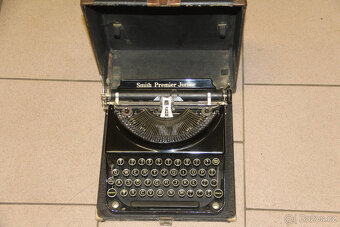 Kufříkový psací stroj SMITH PREMIER JUNIOR - 2