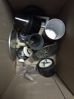 Náhradní díly na robot, příslušenství - 2