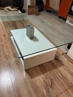 Konferenční stolek - 2