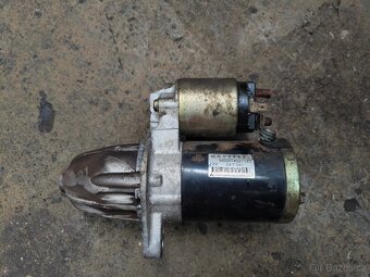 Díly z motoru Smart ForFour 1.5 80kw - 2