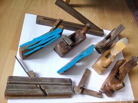 Staré dřevěné nářadí - 2