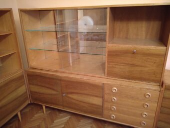 Starý nábytek do obýváku - 2