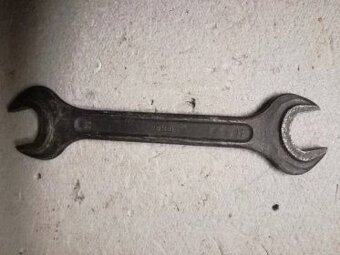 Klíč stranový - 2