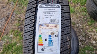 215/65R16 C - 2