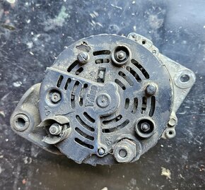 Renault Master Opel Movano 2.5 alternátor - 2