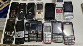 Mobilní telefony na díly, 40ks - 2