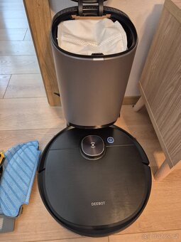Robotický vysavač Ecovacs Deebot T8 AIVI + stanice CH1918 - 2