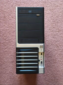 Stolní PC - Intel Core 2 Duo E8400 / 3GB RAM / Windows 10 - 2