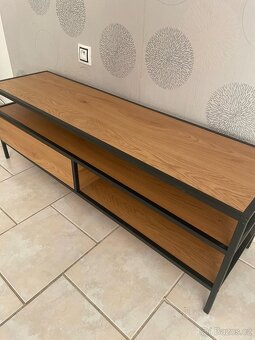 stolek pod TV JYSK - TRAPPEDAL - 2