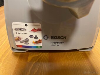 Mlýnek na maso Bosch - 2