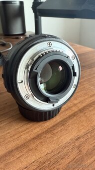 Nikon 35 mm f/1,8 AF-S NIKKOR G DX použitý kat. A - 2