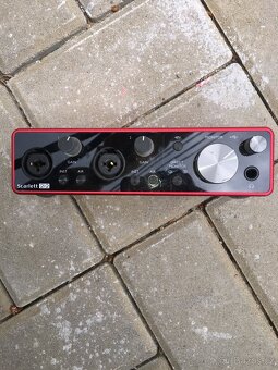 Focusrite Scarlett2i2 - 2