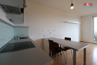Pronájem bytu 1+kk, 39 m², Praha, ul. Hnězdenská - 2