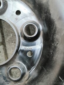 433. Plechové disky a Zimní pneu BMW 5x120 s TPMS - 2