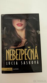 Láska mluví francouzsky, Deníky Carrie B., Ztráty a nálezy - 2