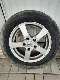 Zimni pneu 195/65 R15 - 2