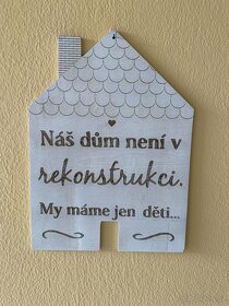 Cedulka s nápisem - 2