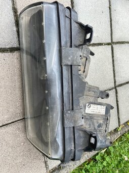 Bmw e36 ZKW světlo - 2