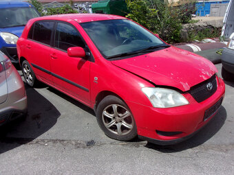 Toyota Corolla E12 - 2