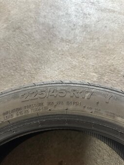 LETNÍ PNEU 225/45 R17 - 2