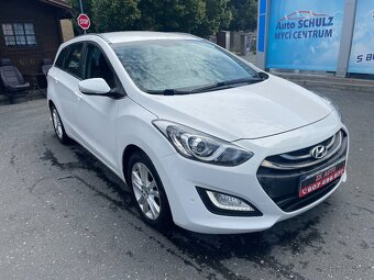 HYUNDAI i30 KOMBI 1.6i DOHC 16V 88KW 1Majitel ČR 2014 - 2
