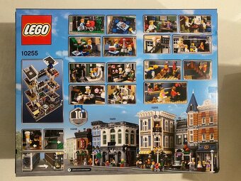 LEGO Creator Expert 10255 Assembly Square - 2