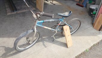 Kolo BMX - 2