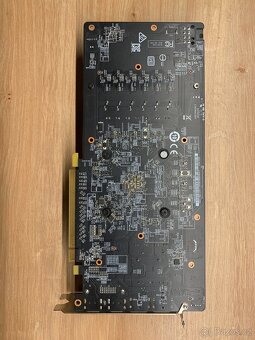 Grafická karta Radeon RX 580 ARMOR 8G OC - 2