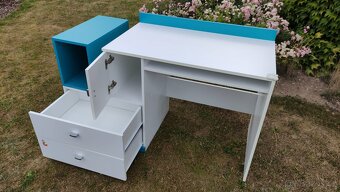 Chlapecký psací stůl - 2