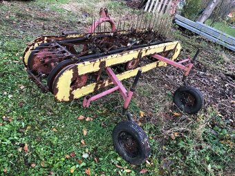 Pásová obracečka - 2