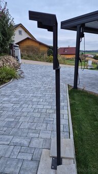 Stojan na wallbox, zachovalý, používaný 1 rok, univerzální - 2