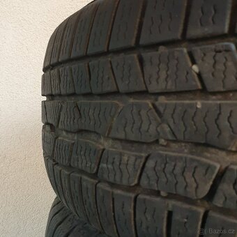 Zimní pneumatiky Continental 195/65 R15 č. AP92 - 2
