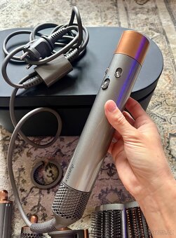 Dyson Airwrap Complete Long, stříbrno-měděmá barva - 2