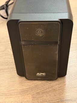 Záložní zdroj APC UPS - BX750MI-FR - 2