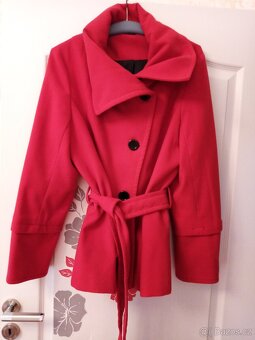 dámský krátký značkový kabátek v.42/44 - 2