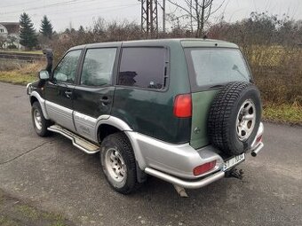 Nissan terrano nová STK 7míst klimatizace šnorchl - 2